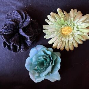 Floral Hair Accessories Set in Black, Green, and Teal